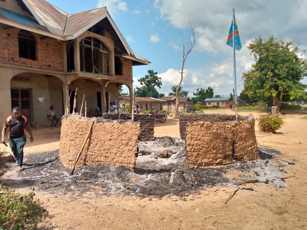 Beni : quatre barzas dont deux coutumières incendiées par des inconnus à Mavivi