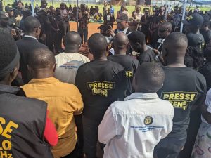 IMG-20250524-WA1063-300x225 Obsèques du journaliste Taipa WANGOMA : une foule émue rend hommage à ce chevalier de la plume !