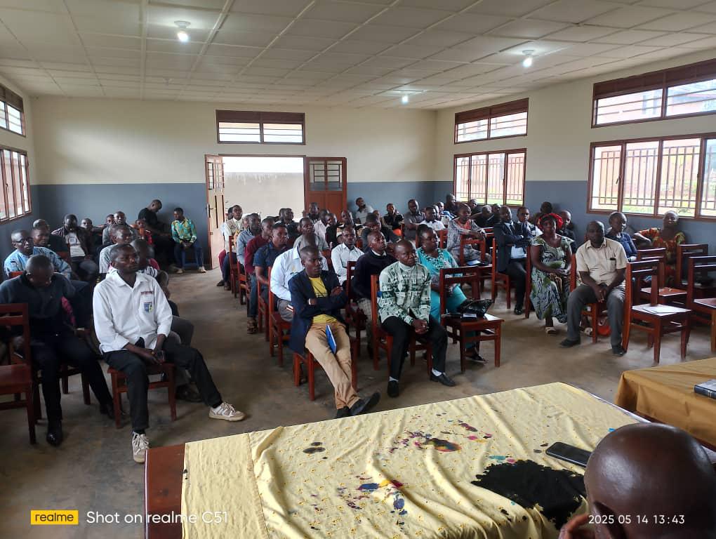 Lubero : une délégation d’autorités militaires fait polémique à Mangurejipa