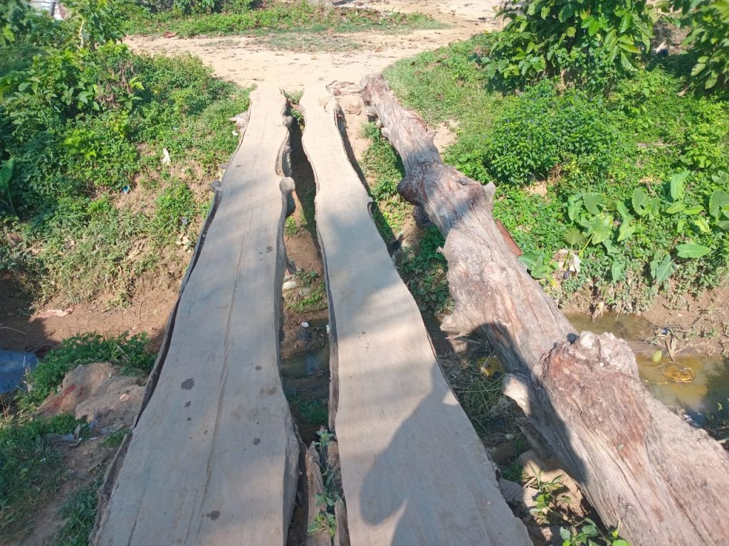 IMG-20260211-WA0079-1024x768 Beni : des ponts en délabrement mettent en danger la vie des élèves et écoliers à Oïcha, les autorités rassurent