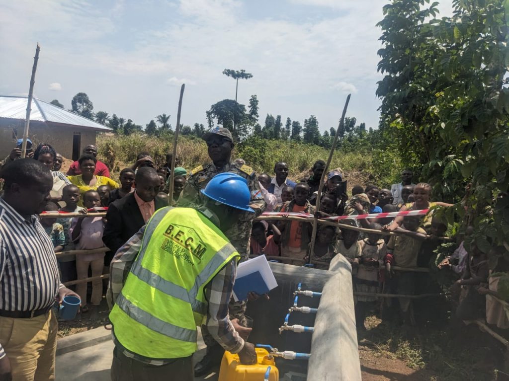 WhatsApp-Image-2026-02-15-at-12.14.59-1024x767 Beni : Grâce aux contributions mensuelles, la population mobilise 18 700 dollars et se dote d’un forage d’eau à Oicha