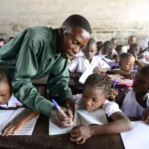 Nord-Kivu : sommés de reprendre les cours, les enseignants en grève face à un ultimatum