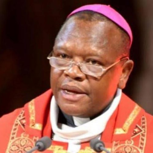 Guerre à l’Est : Mgr Ambongo dénonce la souffrance des populations et prône un dialogue national inclusif