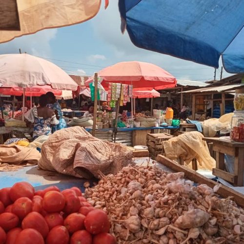 Beni : reprise des activités socio-économiques à Oicha sur fond de pertes subies par les commerçants