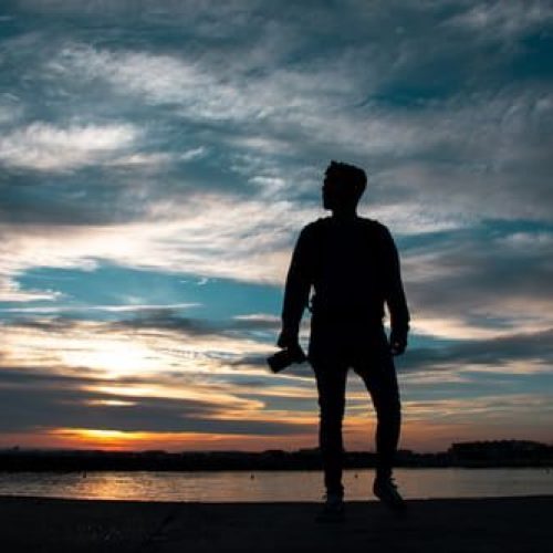 Oicha insolite: un homme apparait alors qu’on s’apprêtait à son enterrement